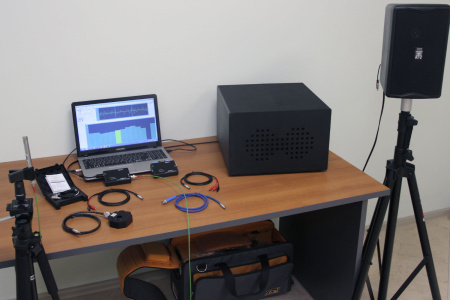 Комплекс оценки эффективности защиты речевой информации от утечки КБ "ЭЛАКС" «СМАРТ» (комплектация "АВ") на базе СКМ-23 (комплект СКМ-23.2) купить по низкой цене | МАКСПРОФИТ